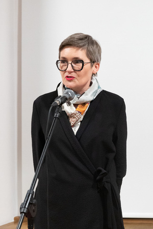 Wystawa: Wynurzenie - Przemowa na otwarciu,  Kierownik Katedry Wzornictwa, dr hab. Bożena Groborz.