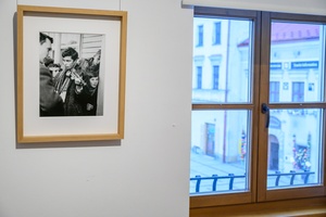 Wystawa fotografii Bogdana Dziworskiego: f/5.6 - Prezentacja fotografii na wystawie.