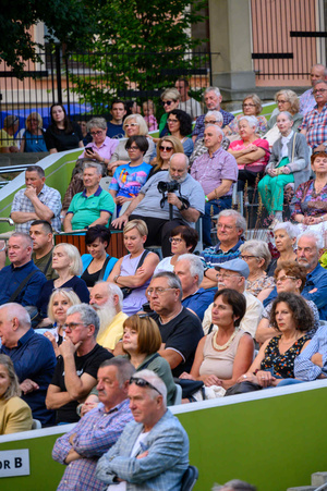 Starówka Jazz Festival - 30.06.2023 - Na scenie koncert zespołu Leliwa Jazz Band & Katarzyna Wnęk.