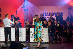Starówka Jazz Festival - 30.06.2023 - Na scenie koncert zespołu Big Mielec Band.