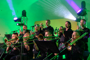 Starówka Jazz Festival - 30.06.2023 - Na scenie koncert zespołu Big Mielec Band.