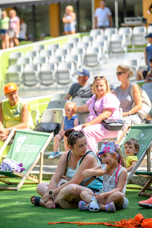 Piknik żeglarski - Publiczność podczas Pikniku żeglarskiego.