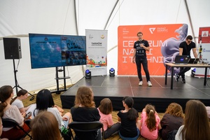 Festiwal Nauki i Techniki - Dzień I - wykłady i pokazy naukowe w Strefie Nauki i Techniki - Rynek