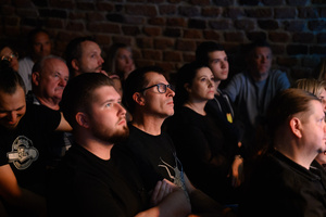 Koncert: Wojtek Pilichowski Band - Publiczność w trakcie koncertu.