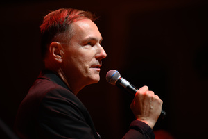 Koncert: 30-lecie S.M.Rock - Scena, przemówienie Dyrektora TCK Tomasza Kapturkiewicza.