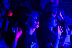 Koncert: Pięć lat i setny koncert Sad Smiles - Publiczność uczestnicząca w koncercie Sad Smiles