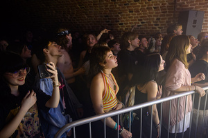 Koncert: Pięć lat i setny koncert Sad Smiles - Publiczność uczestnicząca w koncercie Sad Smiles