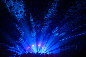 Koncert: Pięć lat i setny koncert Sad Smiles - Publiczność uczestnicząca w koncercie kolektywu Najmniejszej Sceny Świata