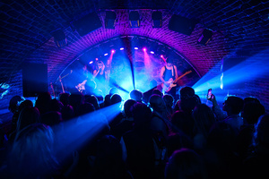 Koncert: Pięć lat i setny koncert Sad Smiles - Publiczność uczestnicząca w koncercie Sad Smiles