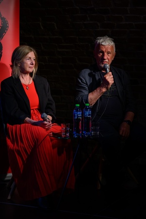 Wernisaż wystawy fotografii Inki Rosochy "Nie mogę na to patrzeć" - Spotkanie z Inką Rosochą i Wojciechem Eichelbergerem w Piwnicach TCK