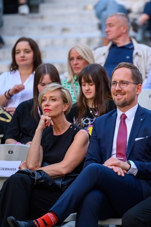 38. TNF - Dzień 1 (31.05.2024) - Amfiteatralna publiczność podczas koncertu Tomka Ziętka