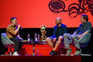 38. TNF - Dzień 5 (4.06.2024) - Spotkanie po projekcji Tyle co nic": od lewej Kuba Armata - prowadzący, reżyser filmu Grzegorz Dębowski, aktor Artur Paczesny