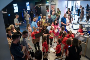 38. TNF - Dzień 9 (8.06.2024) - Festiwalowicze w holu Marzenia