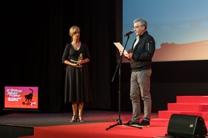 38. TNF - Dzień 9 (8.06.2024) - Na scenie Marzenia prezydent Tarnowa Agnieszka Kawa i przewodniczący Jury 38. TNF Paweł Łoziński