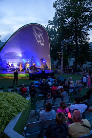 Koncert S.M.Rock - Scena Amfiteatru, występ nauczycieli S.M.Rock.