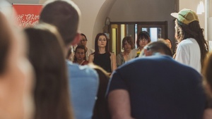 Wernisaż wystawy - Letnie Przesilenie - Hall TCK, otwarcie ekspozycji prac plastycznych przy udziale autorów i publiczności.