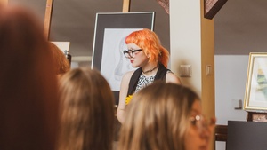 Wernisaż wystawy - Letnie Przesilenie - Pracownia Plastyczna TCK, otwarcie ekspozycji przy udziale autorów i publiczności.