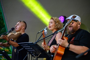 ZDEARZENIA 2024 - Gala Nagród Miasta Tarnowa - Na scenie zespół Dzień Dobry