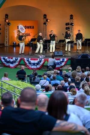 Starówka Jazz Festival - 05.07.2024 r. - Koncert zespołu RB Dixie Five. Widownia Amfiteatru.