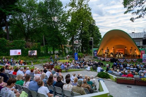 Starówka Jazz Festival - 05.07.2024 r. - Koncert zespołu RB Dixie Five. Widownia Amfiteatru.