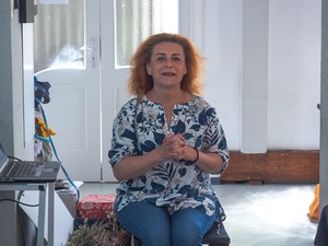 Wakacje z otwARTą: Warsztaty robienia zielników - Prowadząca Anna Śliwińska.