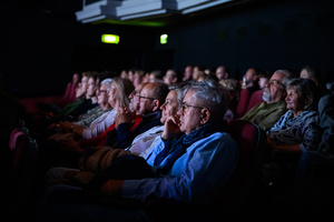 100-lecie kina Marzenie - koncert Voice Band i Ewelina Flinta - Publiczność podczas koncertu Voice Band i Ewelina Flinta