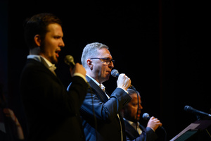 100-lecie kina Marzenie - koncert Voice Band i Ewelina Flinta - Na scenie kina Marzenie - Voice Band