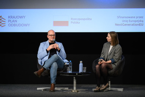 100-lecie kina Marzenie - „Deszczowa piosenka" - Na scenie kina Marzenie krytycy filmowi - Sebastian Smoliński oraz Patrycja Mucha-Smolińska