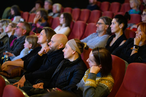 100 lat kina M. - Spotkanie ze Stanisławem Janickim oraz projekcja filmu niemego „Codzienne marzenia” - Publiczność podczas spotkania z Stanisławem Janickim