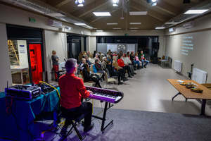 "Nie bądź karpierm, kolęduj!" - Koncert kolęd w Domu Kultury Westerplatte - Wspólne kolędowanie w DKW