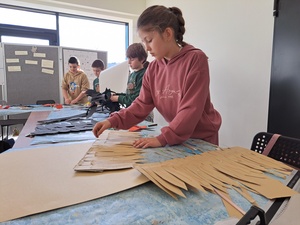 Kreatywne warsztaty - Zwierzyniec - Uczestnicy podczas warsztatów.