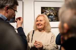 Wernisaże dzień po dniu: Tomasz Milcewicz / Krzysztof Madej - Publiczność oglądająca wystawę