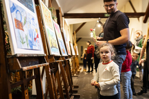 Wystawa semestralna Studio Art - Kropka, kreska, plama - Uczestnicy wernisażu