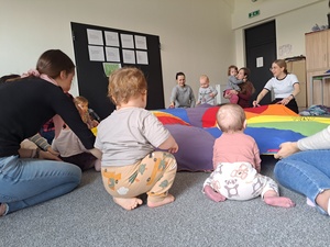 Muzyka dla smyka - Uczestnicy podczas zajęć.