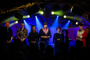 Koncert: Dikanda - Dikanda podczas braw na scenie Piwnic TCK