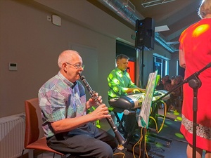 Koncert wiosenny zespołu STOLAT oraz obrady Tarnowskiej Rady Seniorów - Zespół STOLAT podczas koncertu