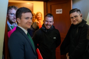 Koncert Chóralne Majówki: Chór SOLski - Muzycy i chórzyści w kulisie przed swoim występem