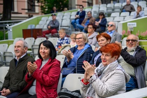 Koncert Chóralne Majówki: Chór GOS.pl - Publiczność w oczekiwaniu na koncert