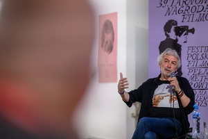 39. TNF: Dzień 4 (2.06.2025) - Jerzy Armata odpowiadający na pytania publiczności podczas spotkania "Anima. Mistrzowie polskiej animacji" w Galerii TCK