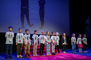 39. TNF: Dzień 5 (3.06.2025) - Jury Dziecięce na scenie Marzenia przed projekcją Filmów Młodego Widza