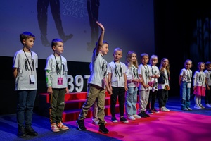 39. TNF: Dzień 5 (3.06.2025) - Jury Dziecięce na scenie Marzenia przed projekcją Filmów Młodego Widza