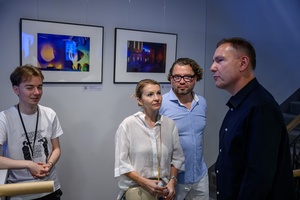 39. TNF: Dzień 8 (6.06.2025) - W hallu kina przed projekcją Małgorzata Mękal - przewodnicząca Rady Miasta i Tomasz Kapturkiewicz - dyr. TCK