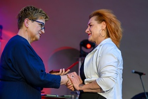 ZDEARZENIA 2025: Gala Kultury i Stypendiów | Koncert Zosi Karbowiak