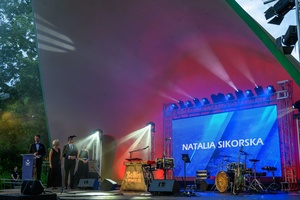 ZDEARZENIA 2025: Gala Kultury i Stypendiów | Koncert Zosi Karbowiak