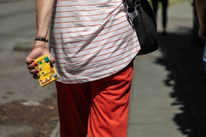 Spójrz pod nogi - opowieści z poziomu tarnowskich posadzek - Uczestnicy spaceru podczas trasy