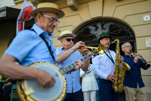 Starówka Jazz Festival 2025 - Koncert II - Parada nowoorleańska na tarnowskim rynku