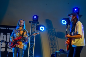 XX Był Sobie Blues: Natalia Sikora śpiewa Janis Joplin - Na amfiteatralnej scenie Natalia Sikora z zespołem