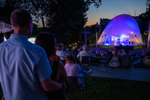 XX Był Sobie Blues: Clappton - A Tribute To Eric Clapton - Na scenie zespół Clappton z perspektywy widowni