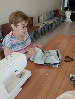 Twoja poduszka ZAFU - Uczestniczka podczas warsztatów