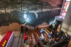 Wycieczka szlakiem małopolskiej ceramiki - Uczestnicy podczas wycieczki